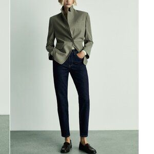 Never Worn Mango Mom High Waist Jeans